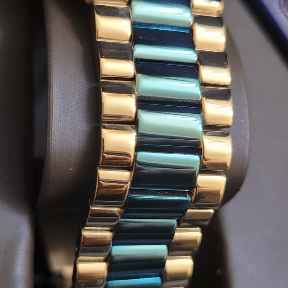 Porsamo Bleu... MINT! - Picture 3 of 16